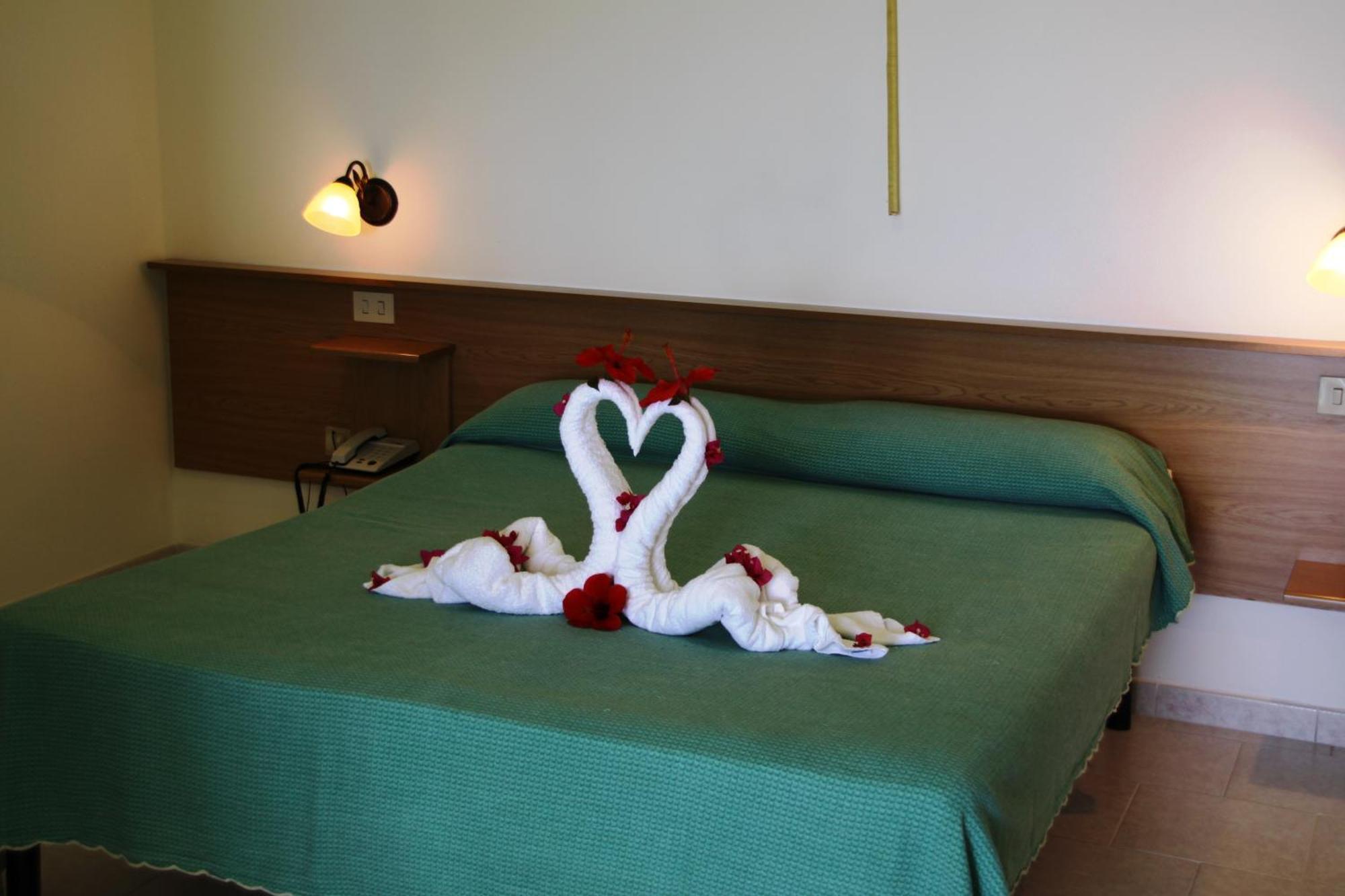 Hotel Marinella Capo Vaticano Εξωτερικό φωτογραφία