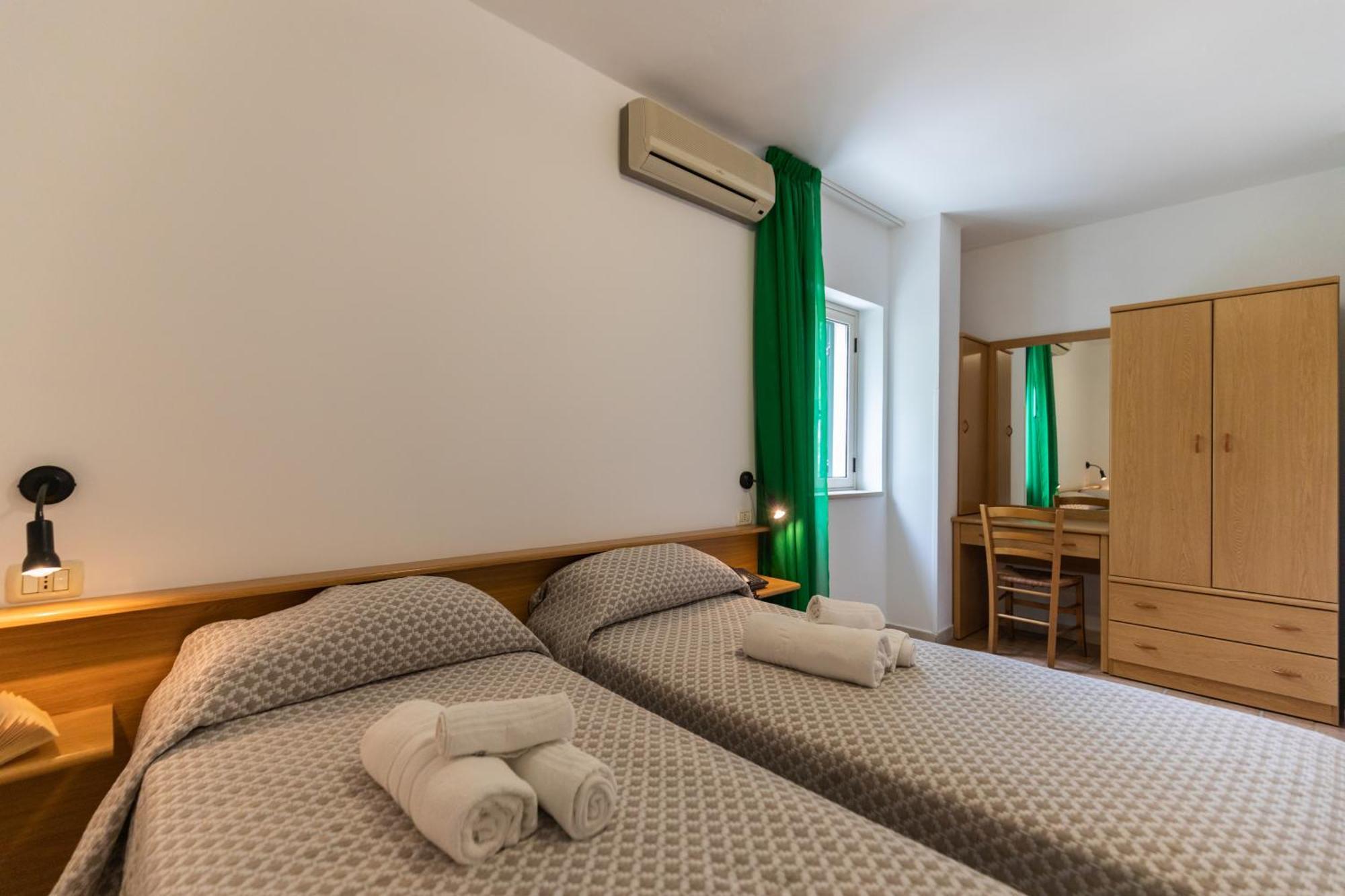 Hotel Marinella Capo Vaticano Εξωτερικό φωτογραφία