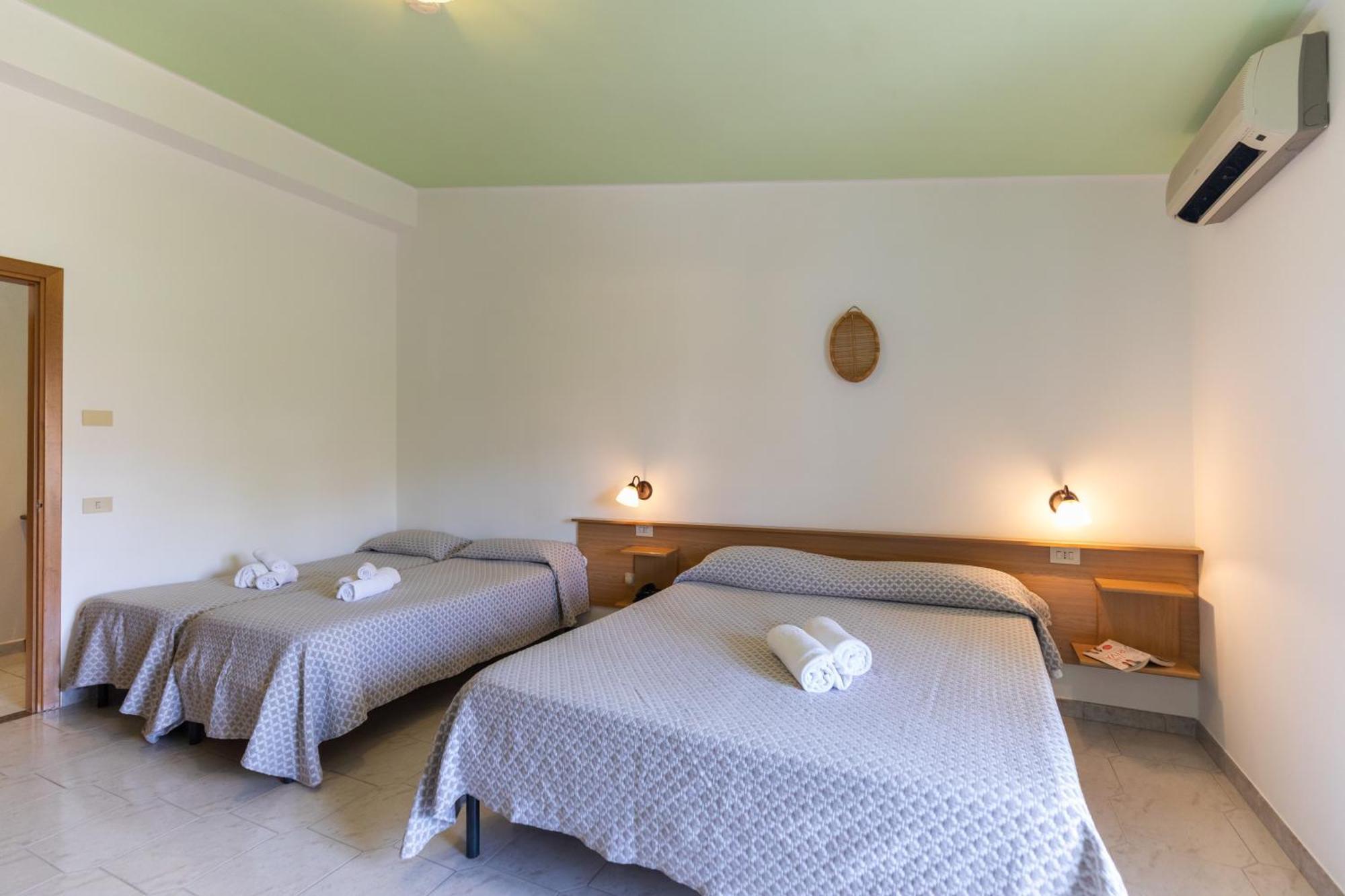 Hotel Marinella Capo Vaticano Εξωτερικό φωτογραφία