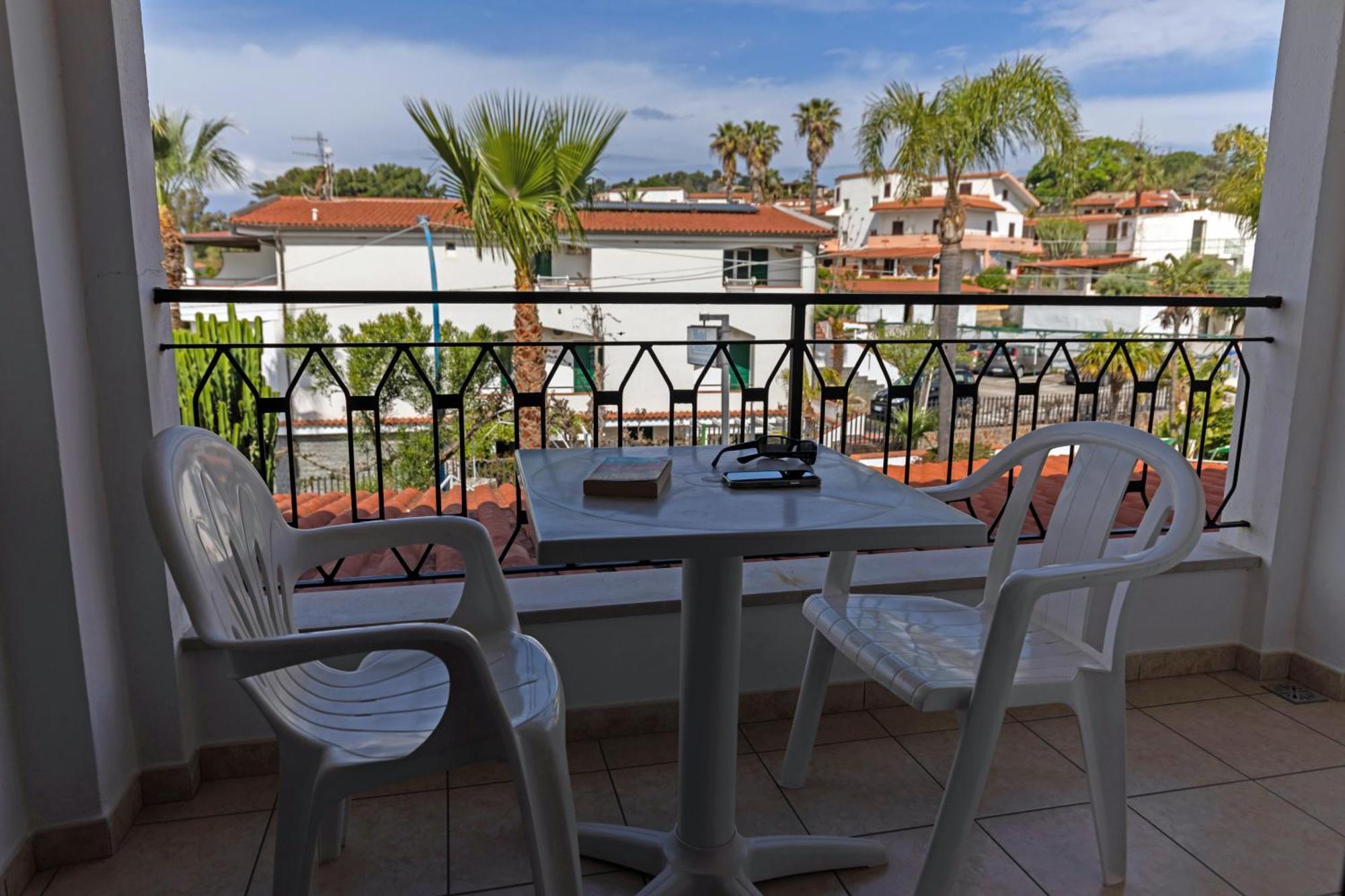 Hotel Marinella Capo Vaticano Εξωτερικό φωτογραφία